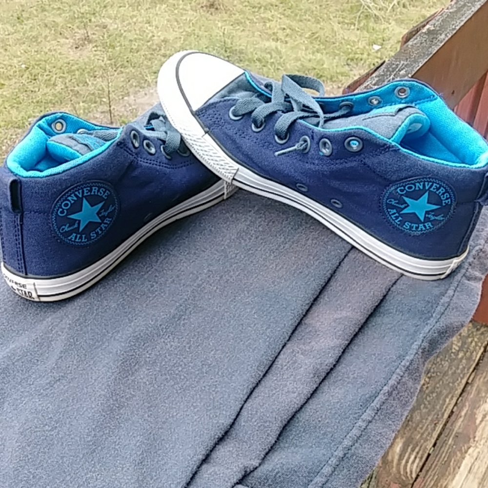 Blue Converse All Star unisex size 5